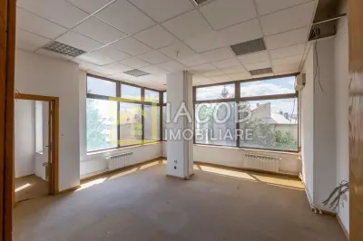 Spatiu comercial P+1, Buhusi, central, jud Bacau - foto 13