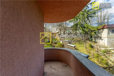 1/2 Duplex  S+D+P+2E, 455 mp in zona centrala a mun. Bacau - foto 16