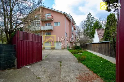 1/2 Duplex  S+D+P+2E, 455 mp in zona centrala a mun. Bacau - foto 6