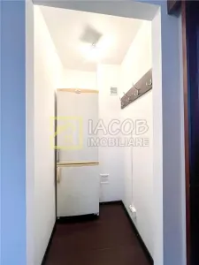 Apartament 3 camere decomandate, strada Martir Horia, Bacau - foto 15