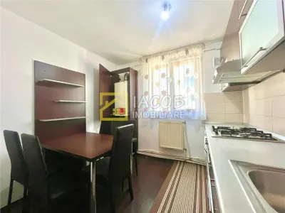 Apartament 3 camere decomandate, strada Martir Horia, Bacau - foto 4