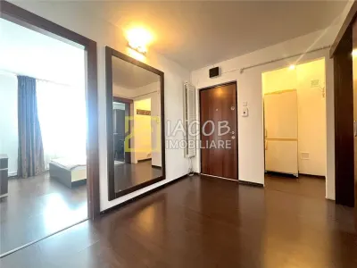 Apartament 3 camere decomandate, strada Martir Horia, Bacau - foto 9