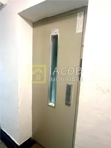 Apartament cu 3 camere decomandate, strada Alecu Russo Bacau - foto 18