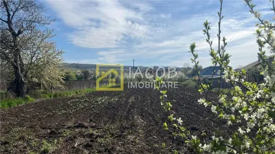 Teren intravilan 2554 mp, com. Prajesti, jud. Bacau - foto 14