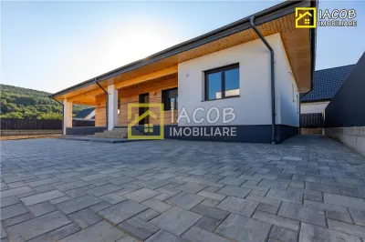 Casa noua premium in Hemeius - eleganta, confort si liniste, la doar 10 minute de Arena Mall - foto 3