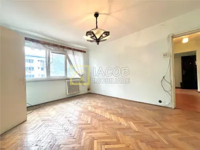 Apartament 3 camere, str. Stadionului, etaj 2 - foto 6