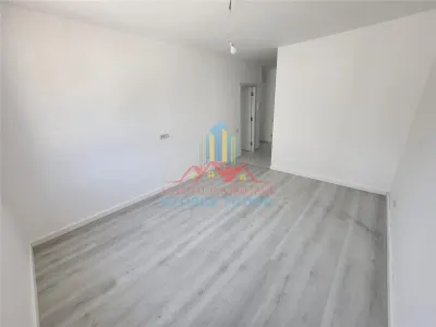 Inchiriere garsoniera nemobilata Militari Residence - foto 4