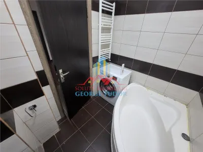 Inchiriere apartament 3 camere Rezervelor 54 ! - foto 9