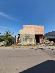 Casa cu 5 camere 3 bai Sura Mica - foto 5