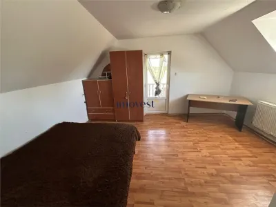 Casa spatioasa de vanzare in Decebal, judetul Satu Mare | 4 dormitoare | Teren 900 mp | Ideala pentru familie sau investitie - foto 15