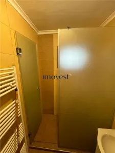 De inchiriat:Apartament cu 2 camere in zona Centrala - foto 7
