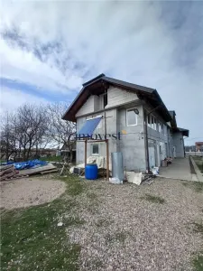 Casa de vanzare - foto 2