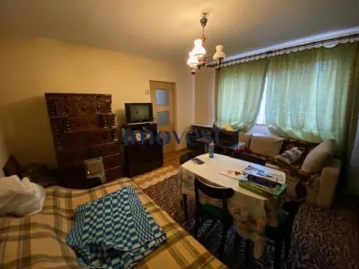 Casa de Vanzare in Valea Vinului - 2 Case cu 3000 mp Teren, Anexe - 85.000 EUR - foto 5