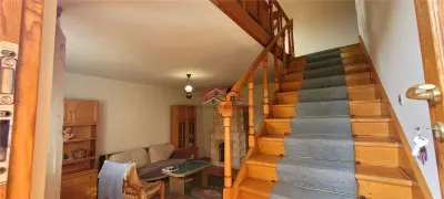 Casa individuala garaj pivnita curte superba Talmaciu - foto 6
