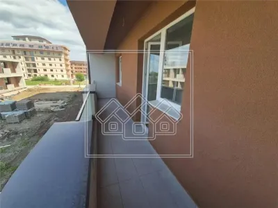 Ap. semidecomandat, 3 camere, 69,45 mpu, bloc nou, lift - foto 12