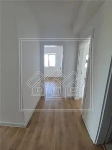 Ap. semidecomandat, 3 camere, 69,45 mpu, bloc nou, lift - foto 6