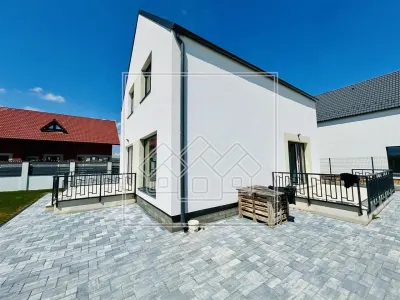 Casa noua de vanzare, 4 camere, 2 bai, terasa 21 mp, zona linistita - foto 12