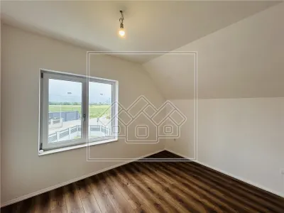 Casa noua de vanzare, 4 camere, 2 bai, terasa 21 mp, zona linistita - foto 10