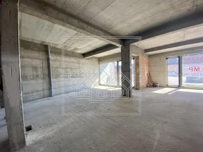 Spatiu comercial nou - 147 mpu - 3 locuri de parcare - Piata Cluj - foto 3