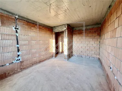 Casa individuala - 7 camere - teren 727 mp - intabulata - foto 3