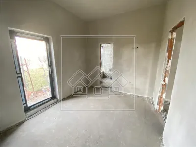 Ap.in vila, cu 2 camere si balcon - parcare in curtea privata a vilei - foto 9
