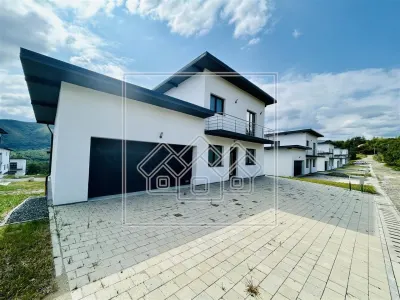 Casa 5 camere, prima inchiriere, mobilata, utilata modern, Cisnadioara - foto 3