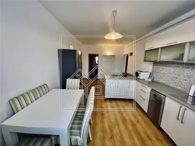 Ap cu 3 camere, balcon, predare la cheie, Strand II - Sibiu