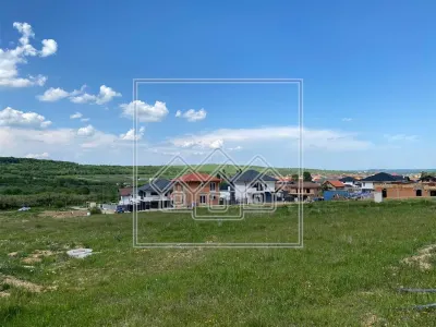 Teren cu utilitati si autorizatie constructie, deschidere la 2 strazi - foto 2