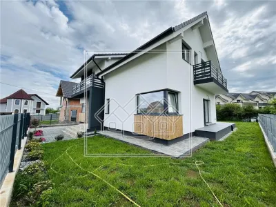 Casa individuala, 487 mp teren, finisata la alb, 147mp utili, Cristian - foto 1