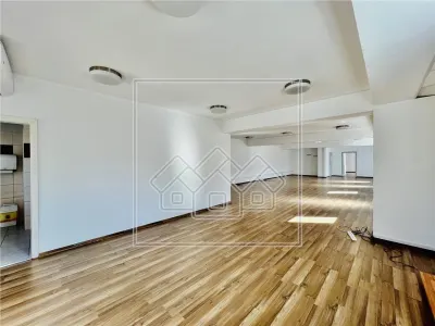 Spatiu de birouri, finisat modern, 4 parcari - Scoala de Inot - foto 2