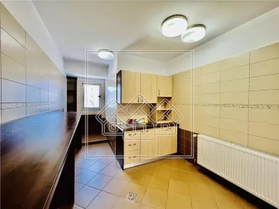 Spatiu de birouri, finisat modern, 4 parcari - Scoala de Inot - foto 5