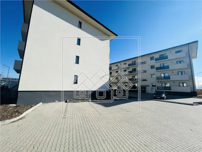 Ap cu 2 camere, balcon, predare la alb, incalzire in pardoseala - foto 15