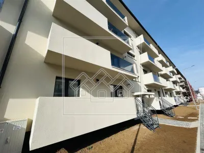 Ap cu 2 camere, balcon, predare la alb, incalzire in pardoseala - foto 6
