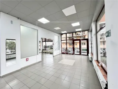 Spatiu comercial cu vitrina la strada - 177 mp - finisat la cheie - foto 10