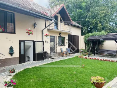 Casa individuala 4 camere, pod, curte 463 mp, pivnita - Apoldu de Jos - Apoldu de Jos