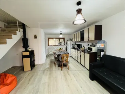 Casa individuala 4 camere, pod, curte 463 mp, pivnita - Apoldu de Jos - foto 11