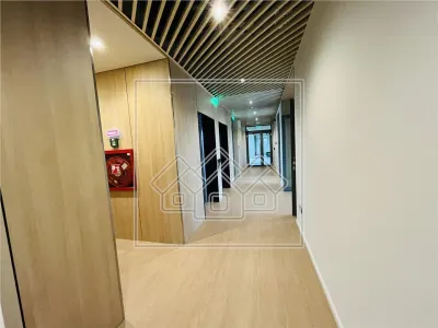 Spatiu de birouri 2000 mp, facilitati de top - zona Piata Cibin - foto 23
