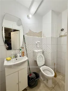 Spatiu comercial - vad, 2 camere si dependinte - zona Centrala - foto 7