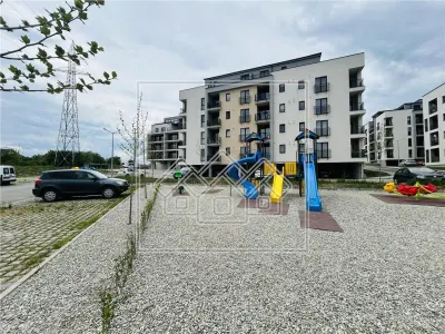 Apartament 3 camere, balcon, bloc nou, lift, boxa la subsol - foto 11