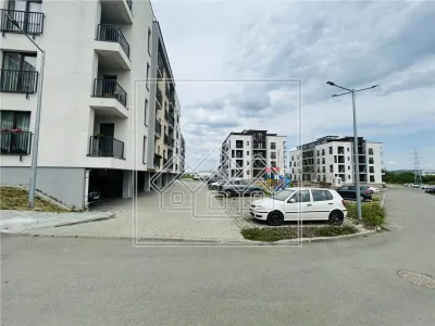 Apartament 3 camere, balcon, bloc nou, lift, boxa la subsol - foto 14