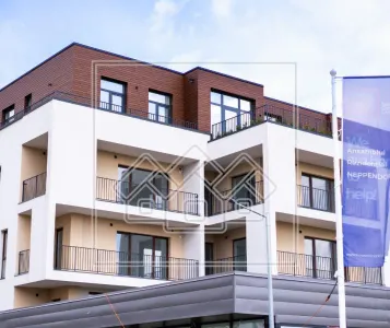 Apartament 3 camere, balcon, bloc nou, lift, boxa la subsol - foto 18