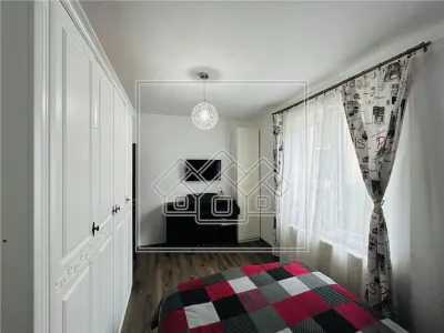 Ap 3 camere, balcon, mobilat modern, etaj 1, loc de parcare - foto 11