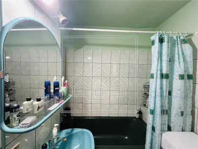 Ap decomandat, 3 camere, 2 balcoane, pivnita, Valea Aurie - foto 14