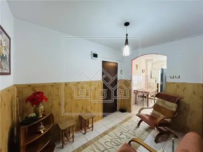 Ap decomandat, 3 camere, 2 balcoane, pivnita, Valea Aurie - foto 17