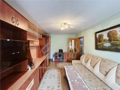 Ap decomandat, 3 camere, 2 balcoane, pivnita, Valea Aurie - foto 7