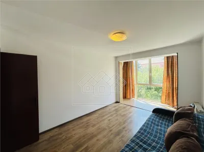 Apartament de vanzare in Sibiu - 2 camere si balcon - Terezian - foto 9
