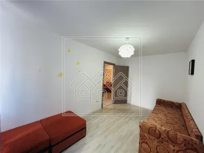 Apartament la cheie, 3 camere, balcon, zona Rahova - foto 10