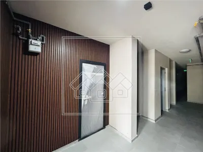 Apartament 2 camere, terasa mare, bloc nou, zona buna - foto 13
