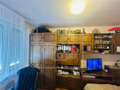 Apartament 3 camere,  zona Cedonia, cu balcon, la cheie - foto 7