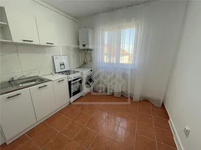 Garsoniera decomandata Vasile Aaron, recent renovata, predare imediata - Sibiu